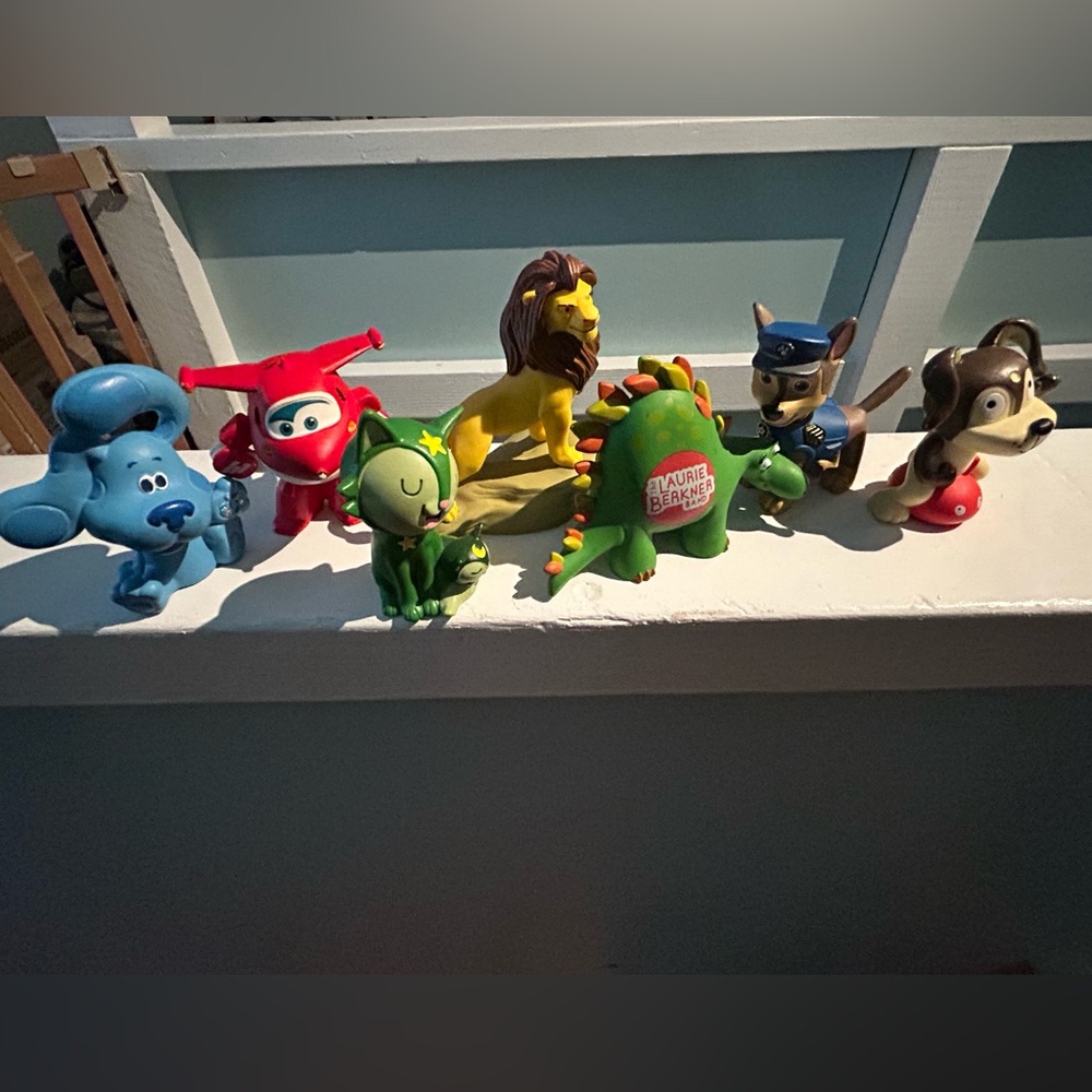 Tonies Set of 7: Lion King, Paw Patrol, Super Wings, Blues Clues